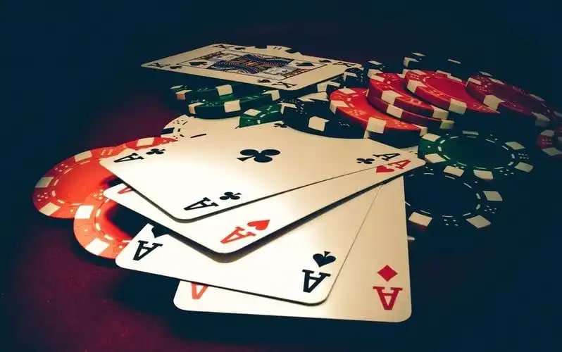 কার্ড গেমস বিভাগে মোবাইল নেভিগেশন ধারণা